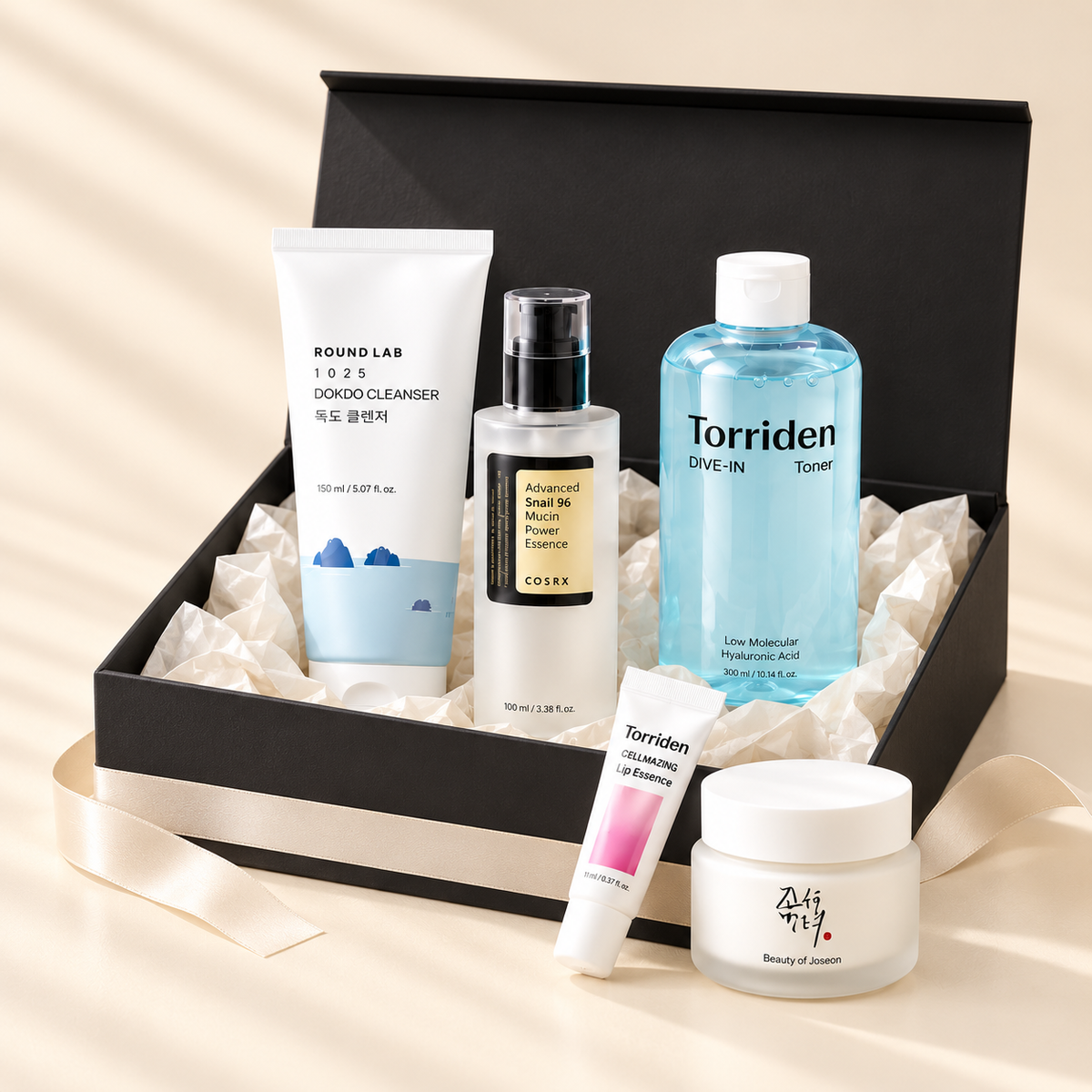 AERI BEAUTY Glow Starter Full gift box in classic black with five skincare products